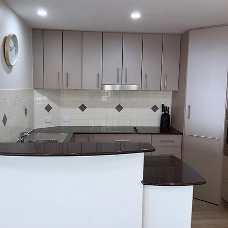 Meridian Alex Beach Apartments Alexandra Headland Εξωτερικό φωτογραφία
