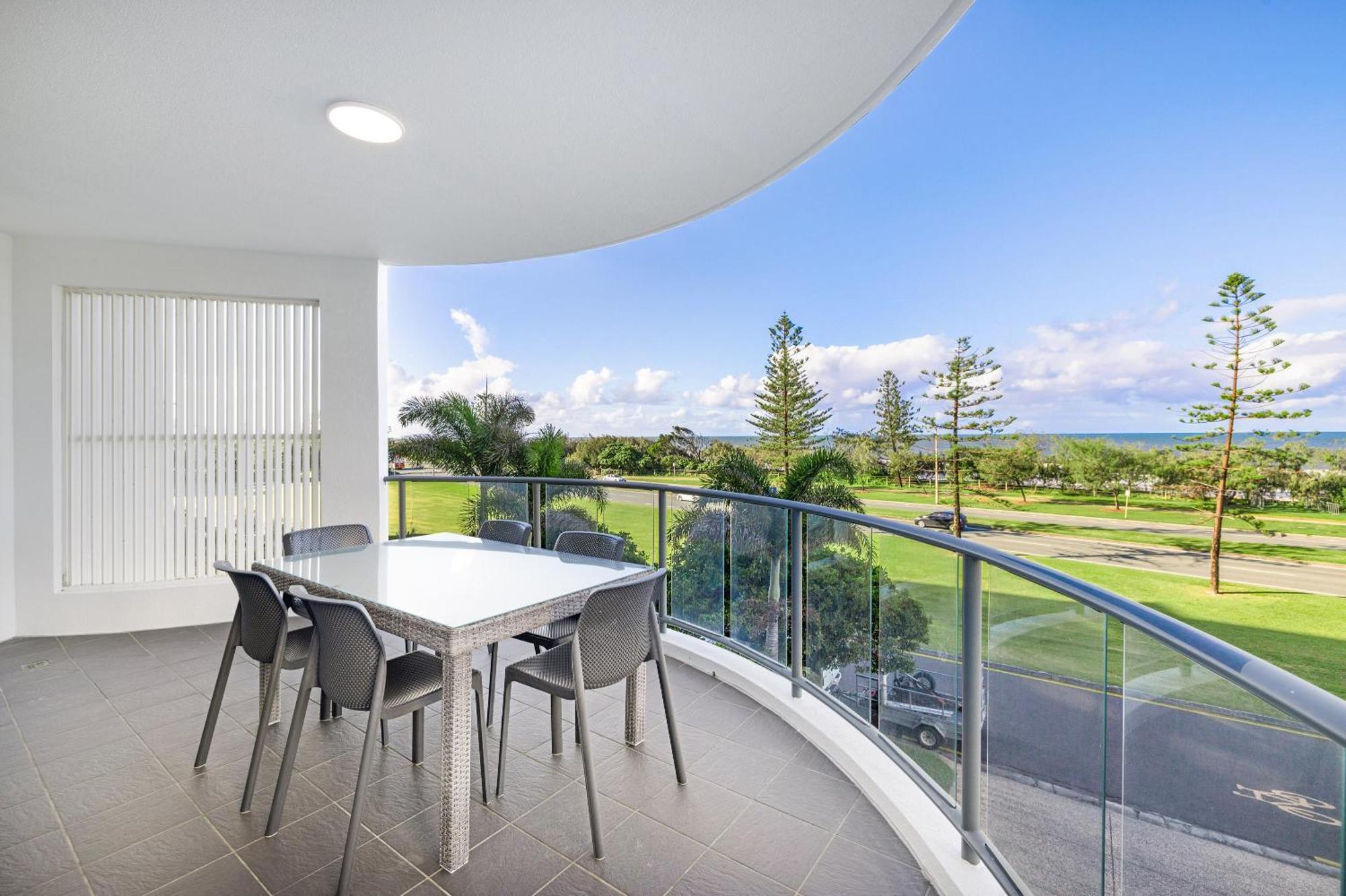 Meridian Alex Beach Apartments Alexandra Headland Δωμάτιο φωτογραφία