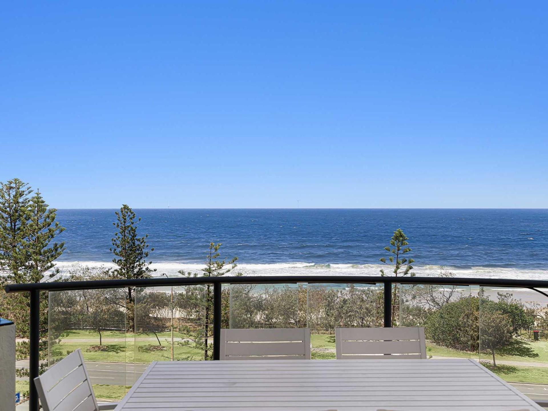 Meridian Alex Beach Apartments Alexandra Headland Εξωτερικό φωτογραφία