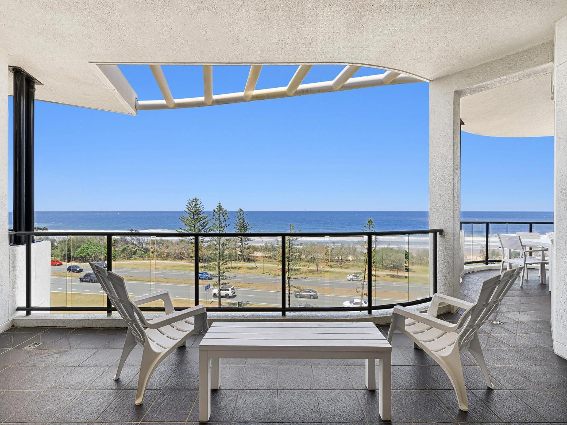 Meridian Alex Beach Apartments Alexandra Headland Εξωτερικό φωτογραφία