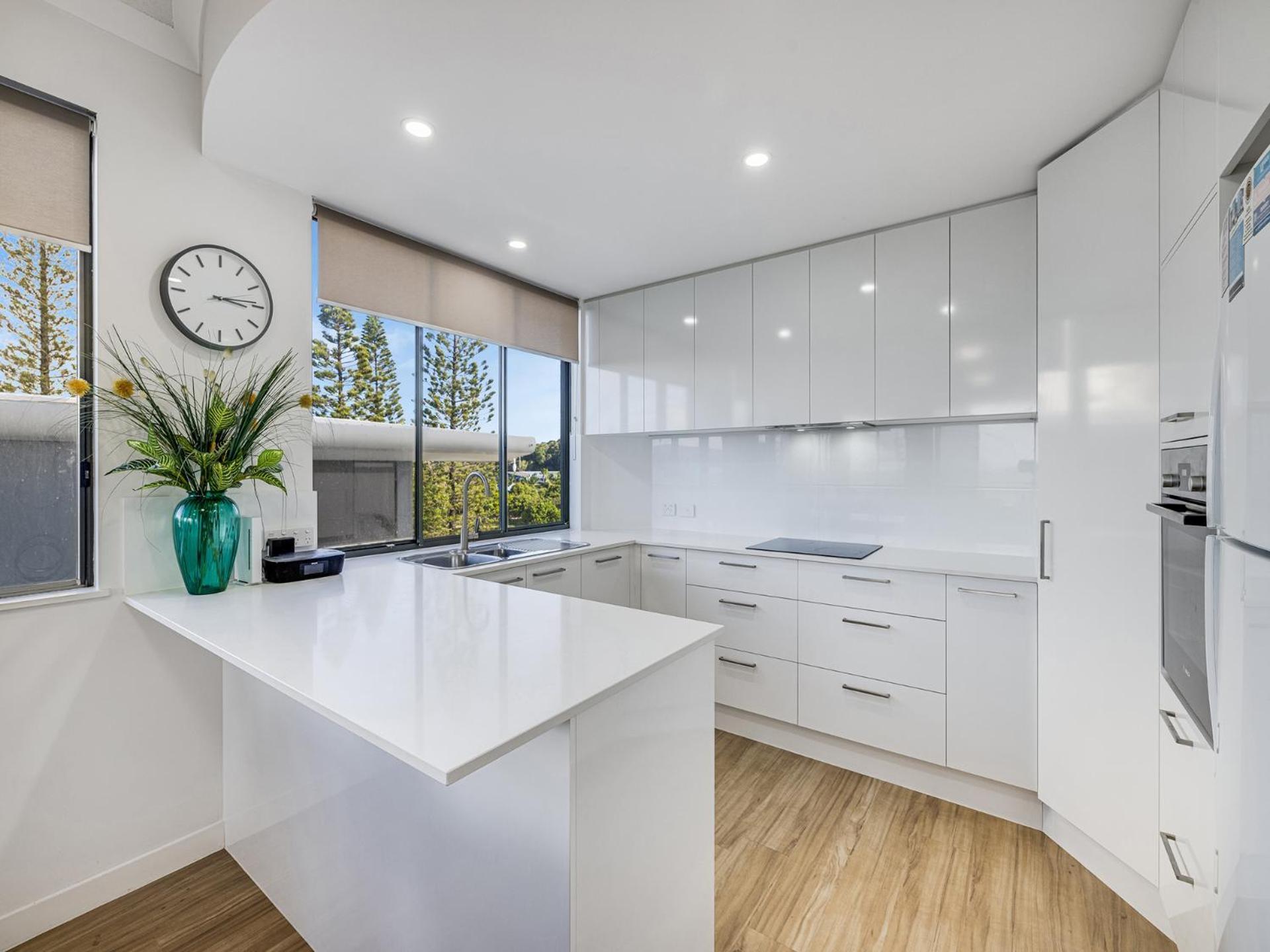 Meridian Alex Beach Apartments Alexandra Headland Εξωτερικό φωτογραφία